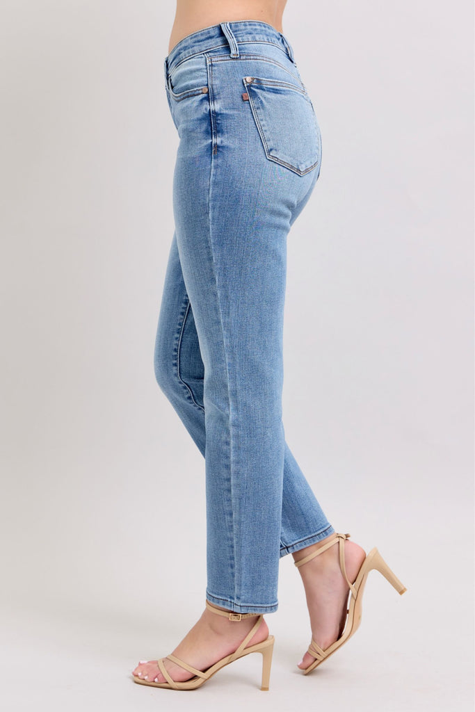 Mid-rise Vintage Wash