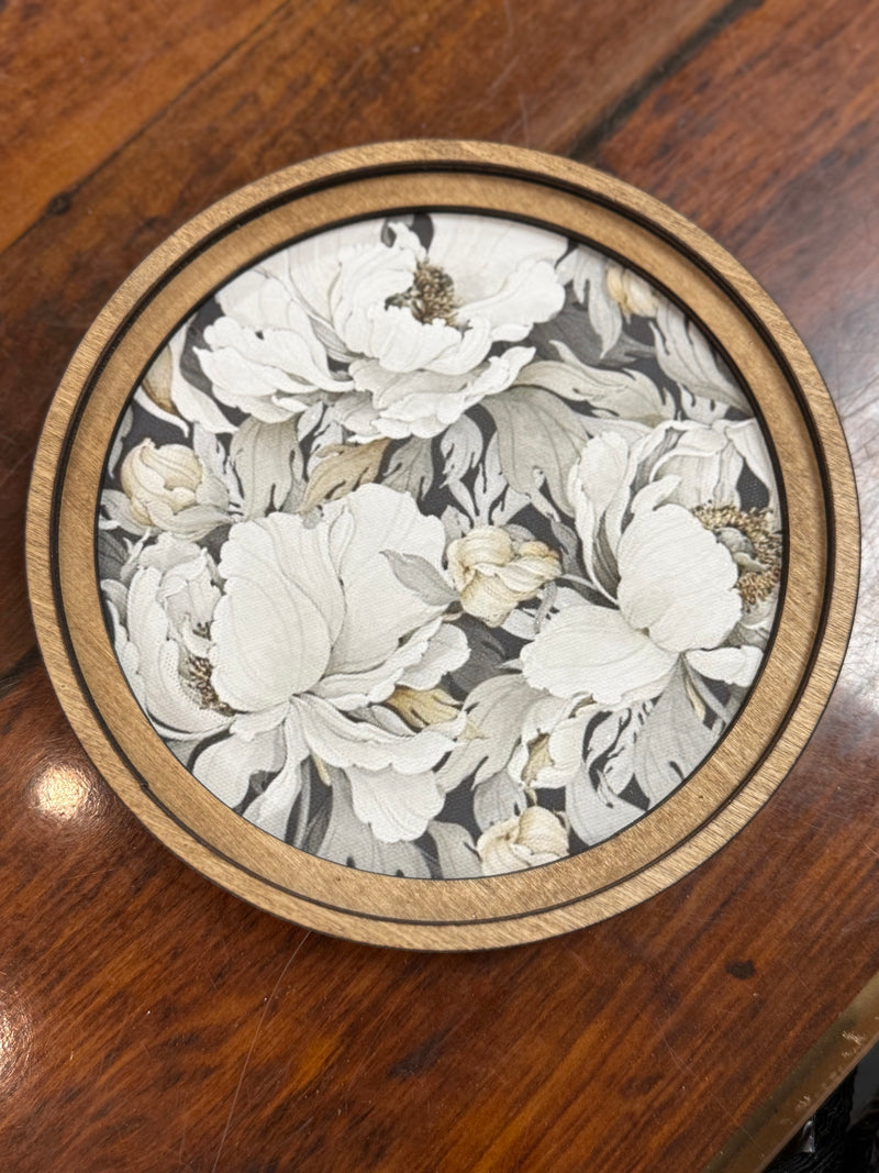 8" Round Fresh Floral Art