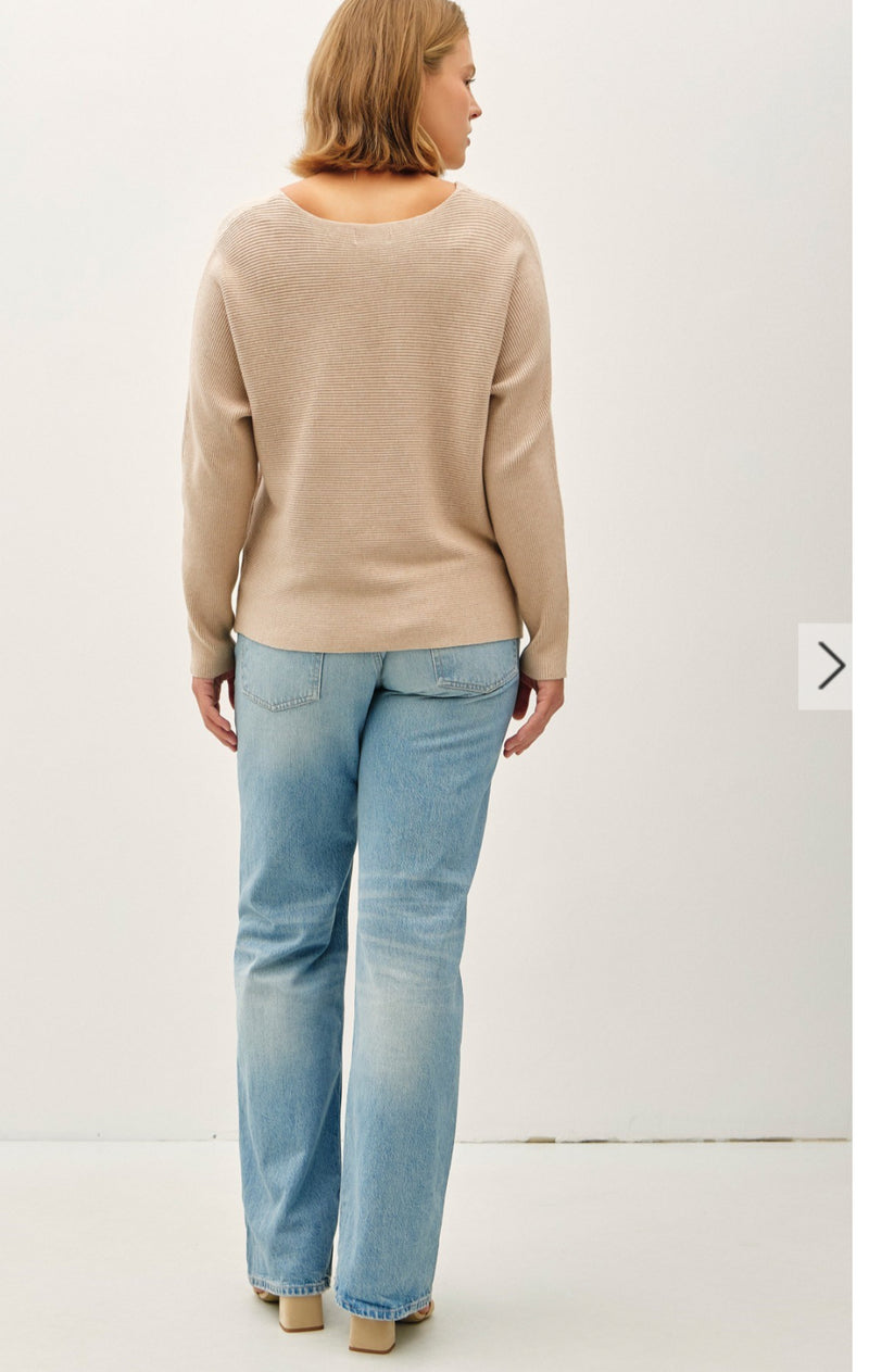 Curvy Oatmeal Boat neck Top