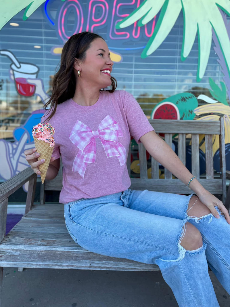 Bubblegum pink plaid graphic T-shirt