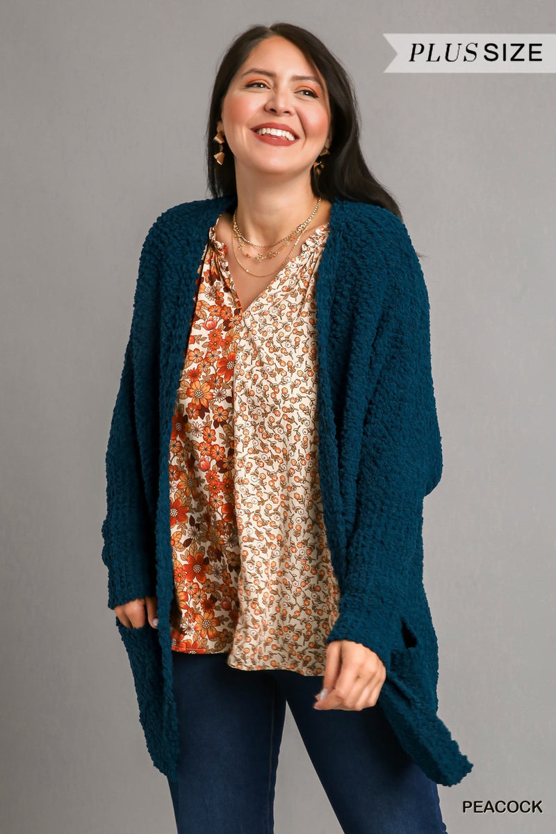 CURVY PEACOCK CARDIGAN