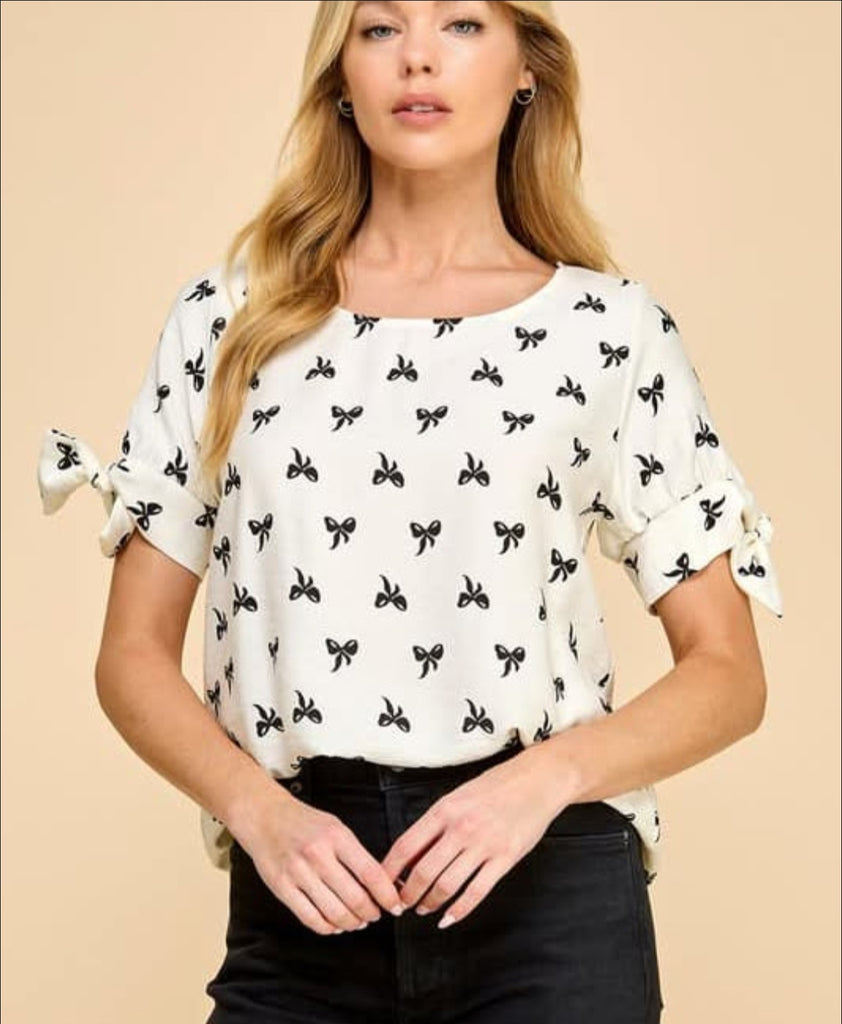 FINAL SALE - Cream Top With Bow