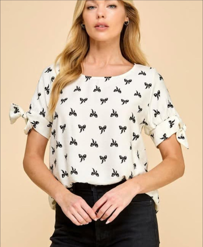 FINAL SALE - Cream Top With Bow