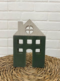 Med. Drk. Green Plank House