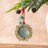 3 Gold Wreath Ornament Frame
