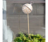 36 H. 7 Gold/wht Bell Yard Stake