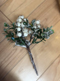 8iced Berry/boxwood Pick Cr