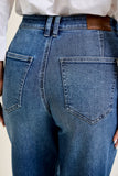 Hw Barrel Jeans With Darting Detailing